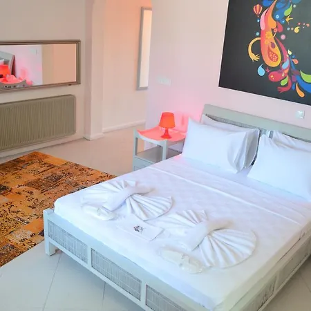 Hotel Curcuna 3*