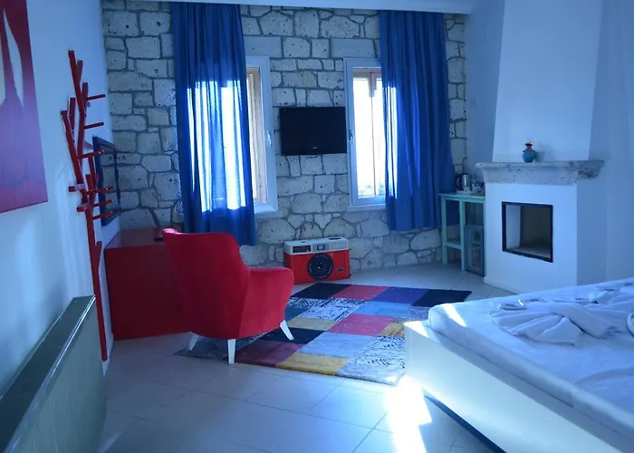 Ξενοδοχείο Curcuna 3*